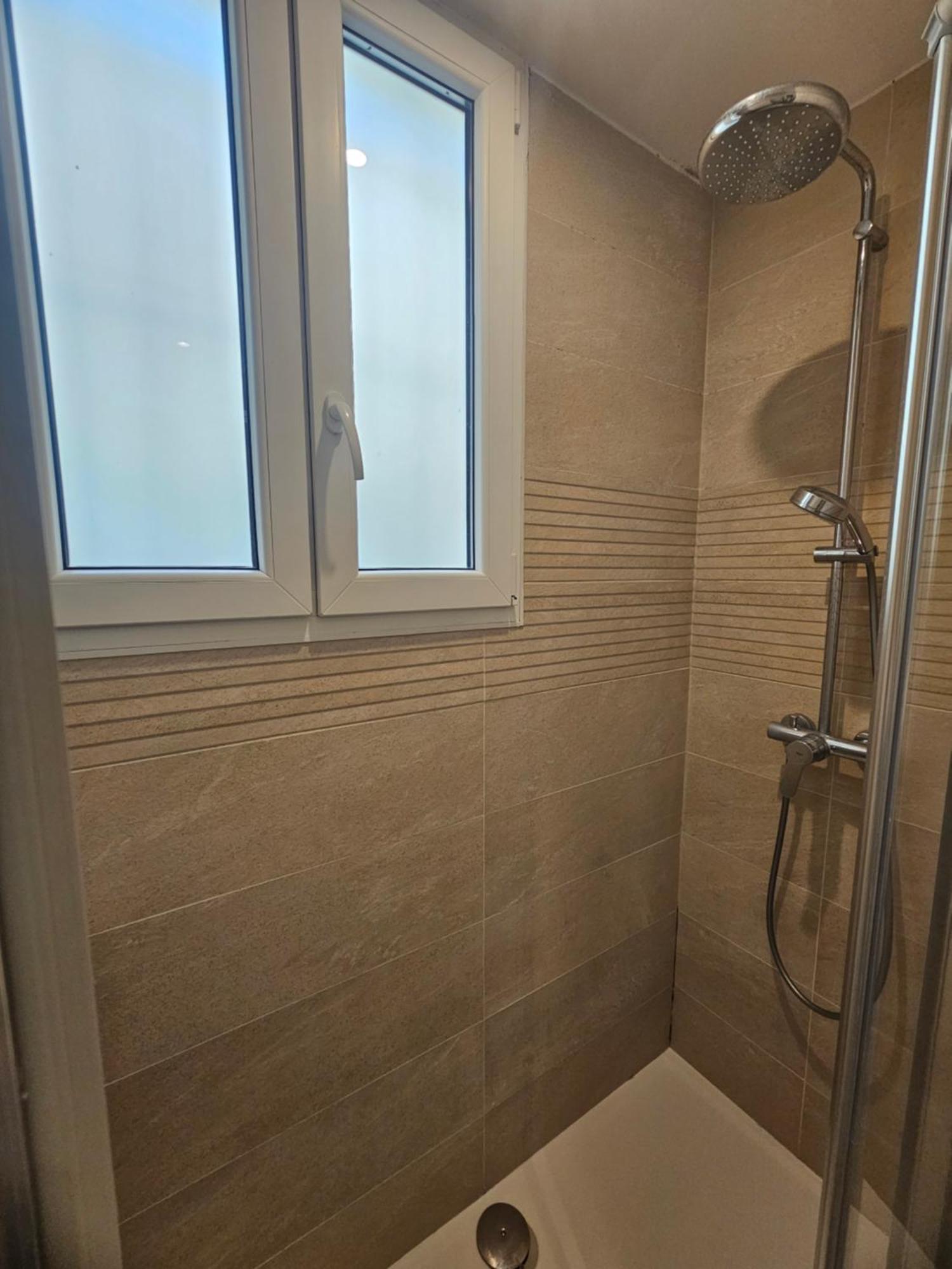 *Appartement Moderne/2 Minutes Du Metro* Saint-Ouen  Buitenkant foto