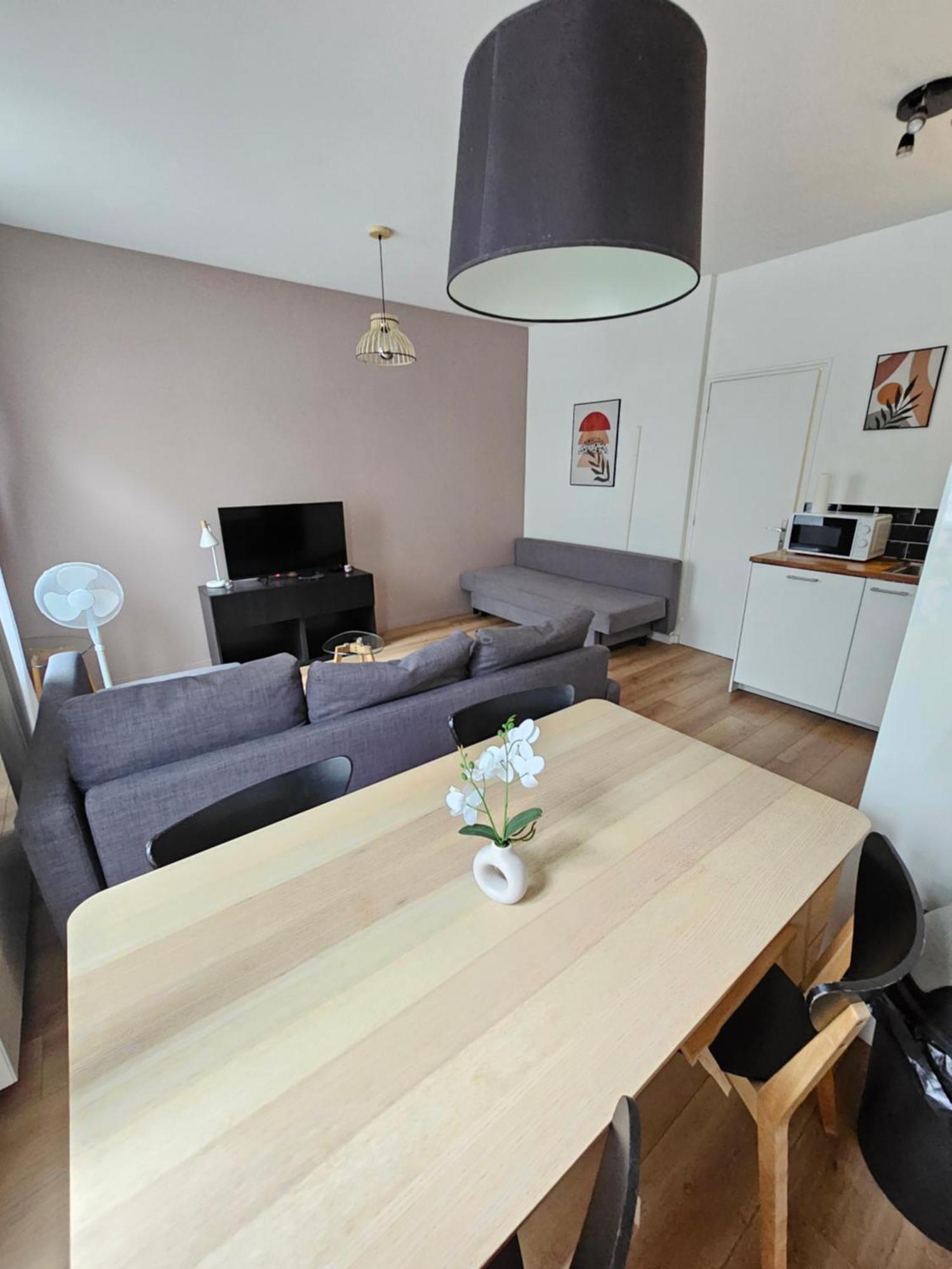 *Appartement Moderne/2 Minutes Du Metro* Saint-Ouen  Buitenkant foto