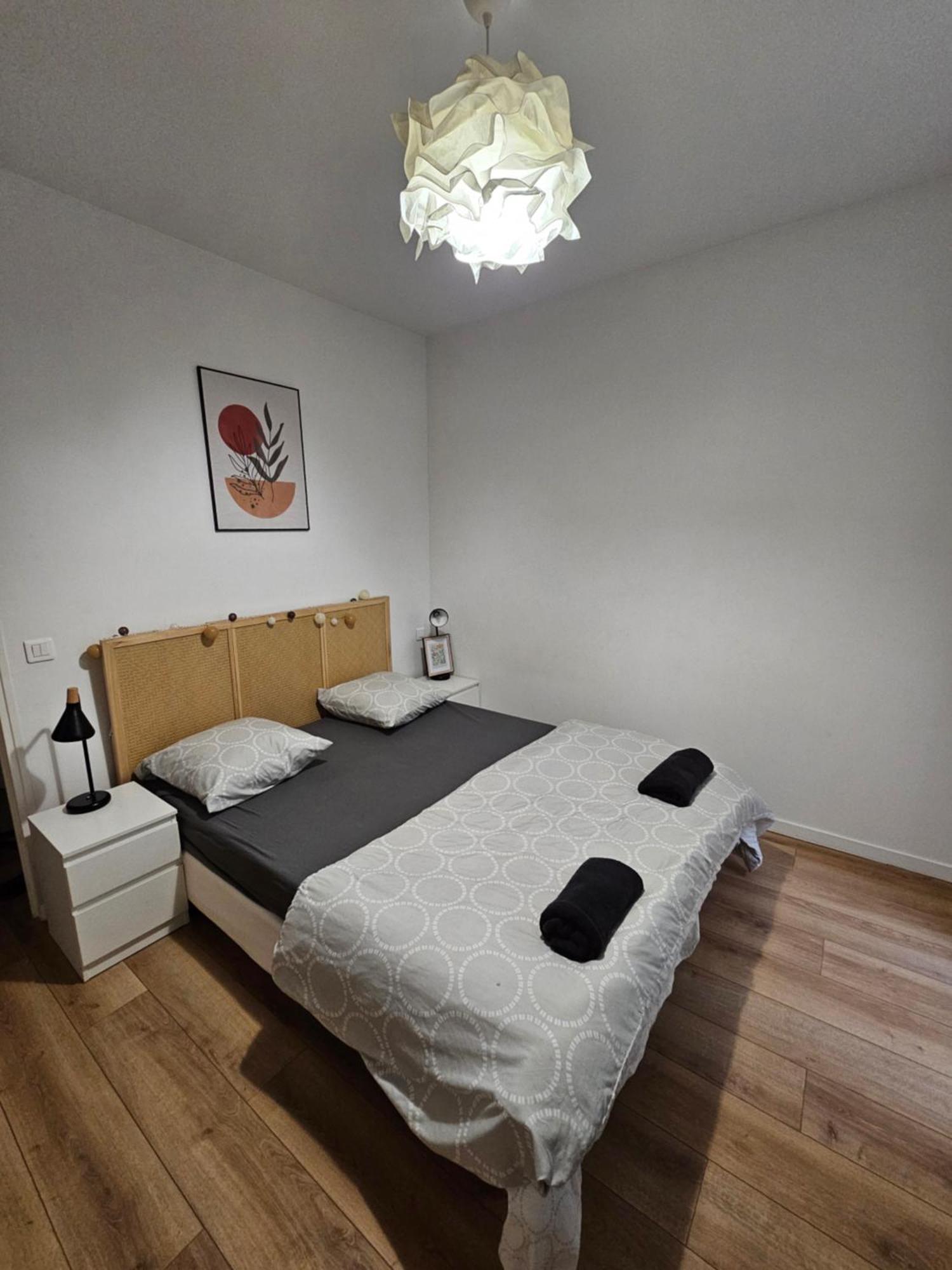 *Appartement Moderne/2 Minutes Du Metro* Saint-Ouen  Buitenkant foto